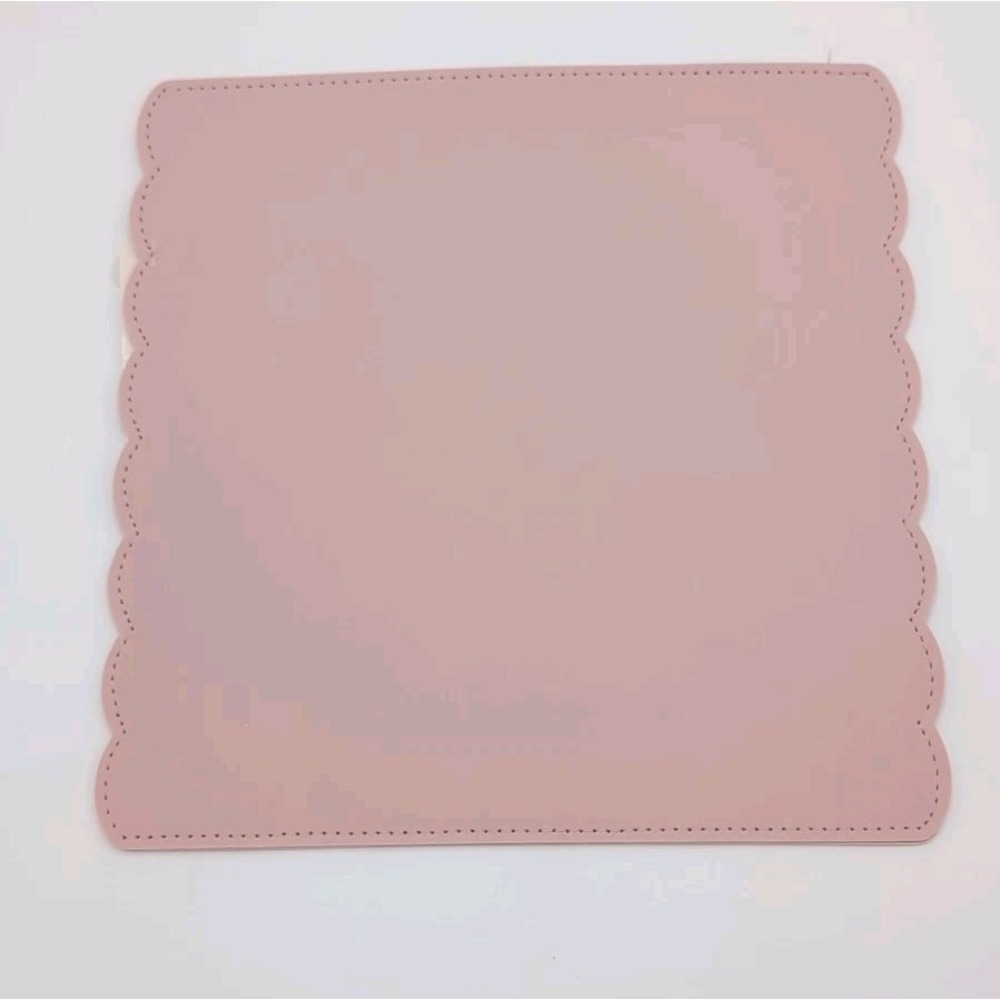NWT Elegant pink Scalloped foldable mouse pad for office or school 8x8